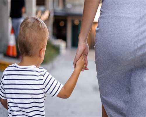 代生男孩中介:羊水穿刺适合什么人做_哪些人适合做羊水穿刺